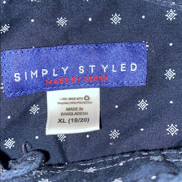 Simply styled (made by Sears ) - Picture 10 of 10